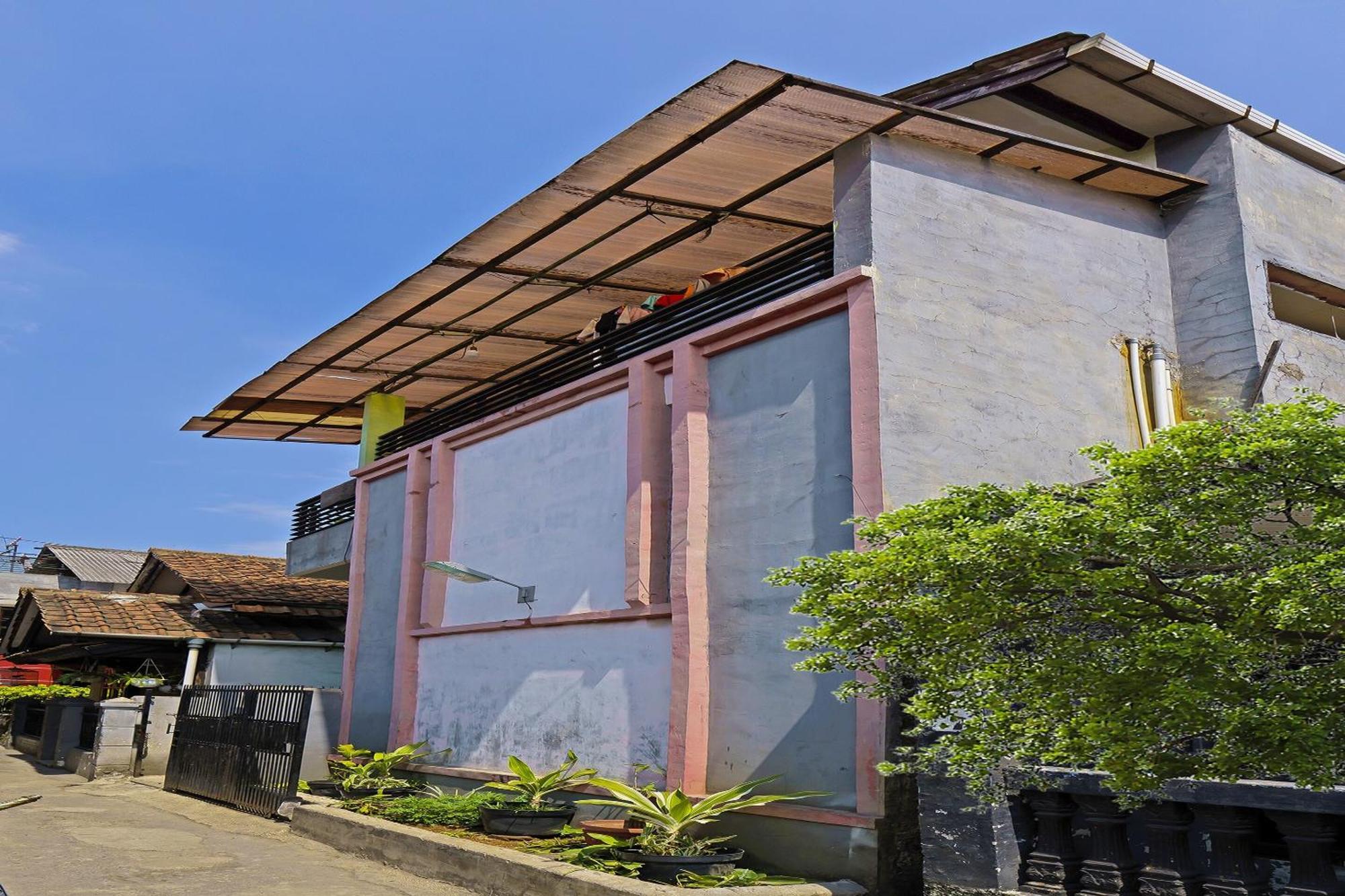 Spot On 91545 Mukti Syariah Hotel