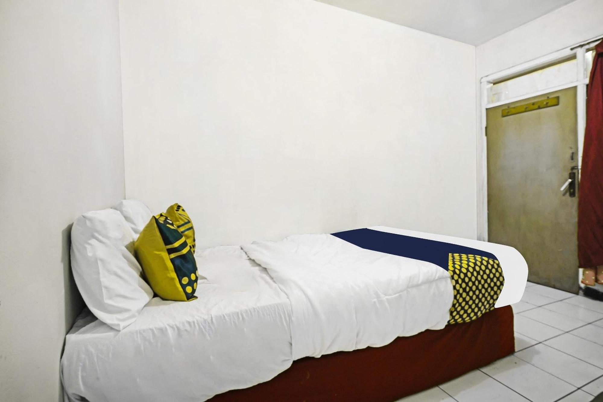 Spot On 91545 Mukti Syariah Hotel Bandung